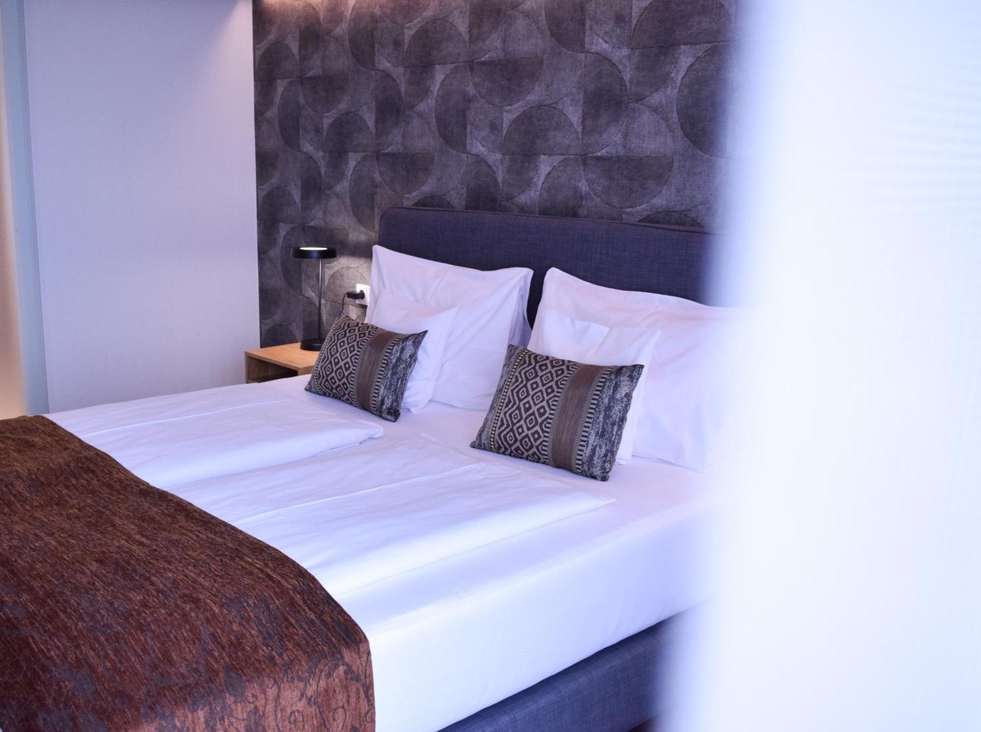 Landhotel Ruegheim Ngoại thất bức ảnh