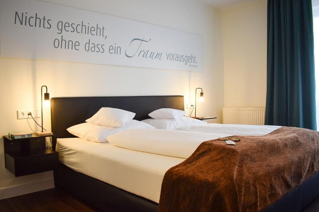 Landhotel Ruegheim Ngoại thất bức ảnh